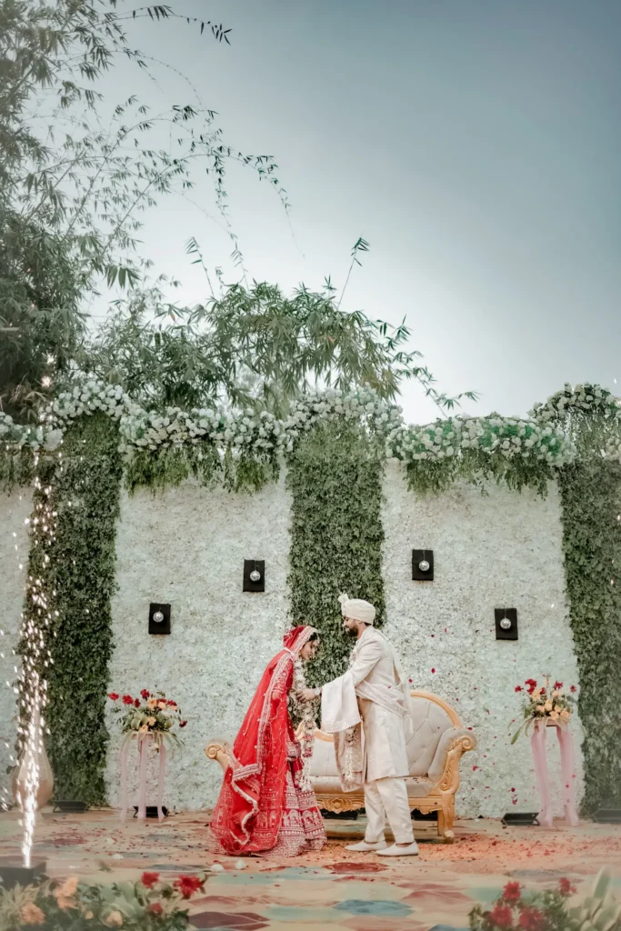 Aarti Alok Wedding Ceremony Moment