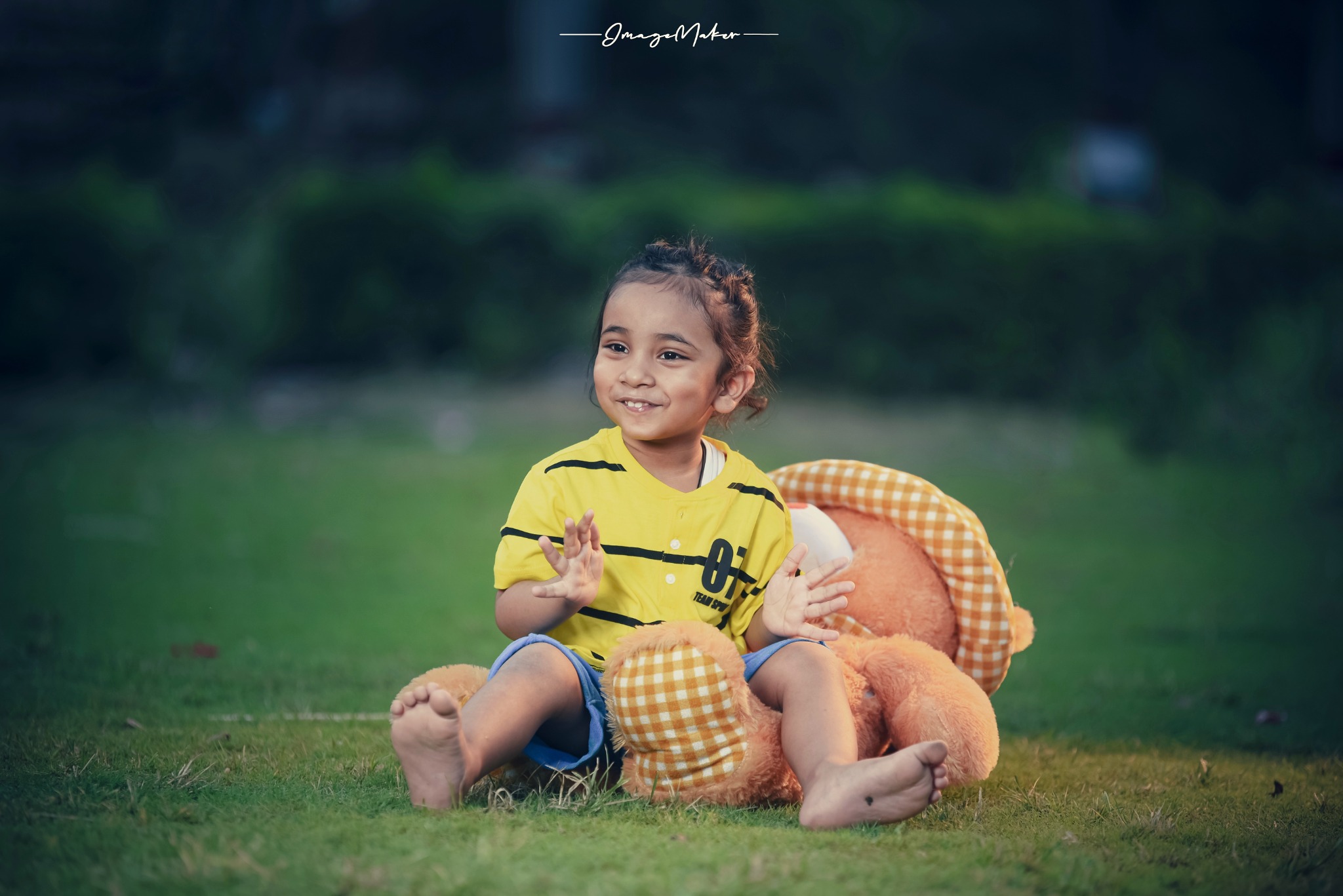 Baby Outdoor Yellow Outfit Portrait